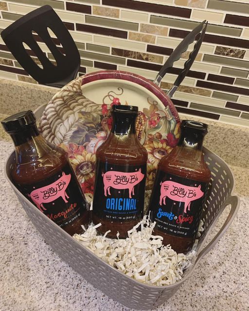 Gift basket with BBQ sauce